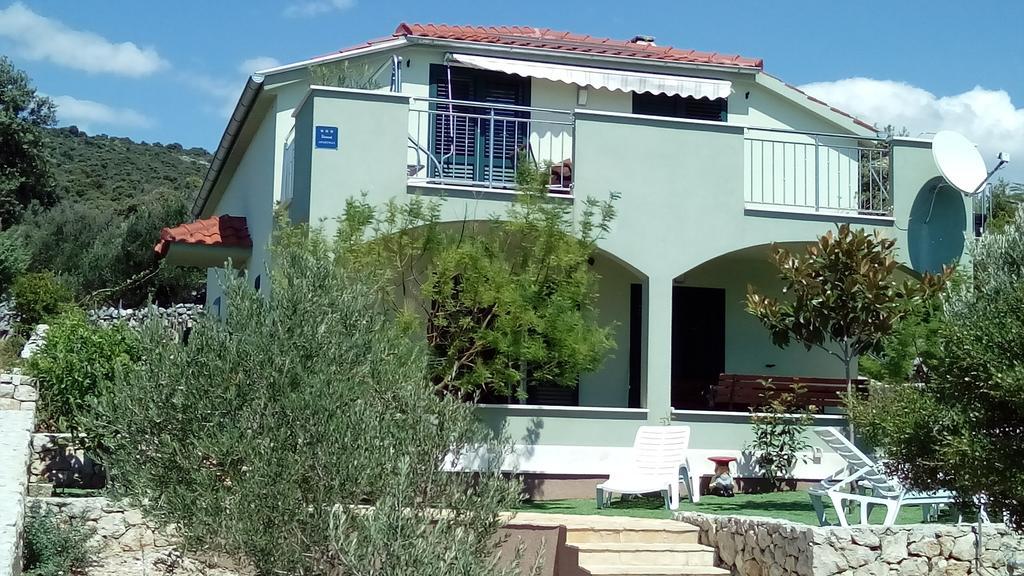 Guest House Loranum Sevid ภายนอก รูปภาพ