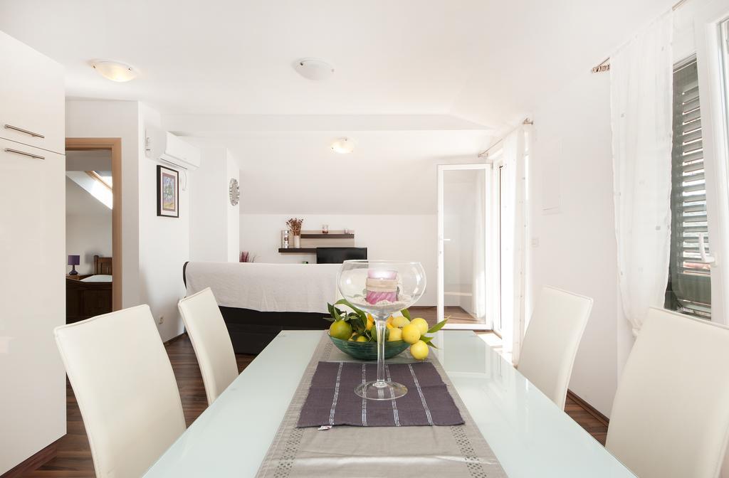 Guest House Loranum Sevid ห้อง รูปภาพ
