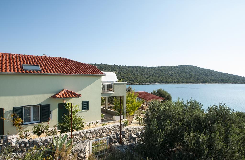 Guest House Loranum Sevid ภายนอก รูปภาพ
